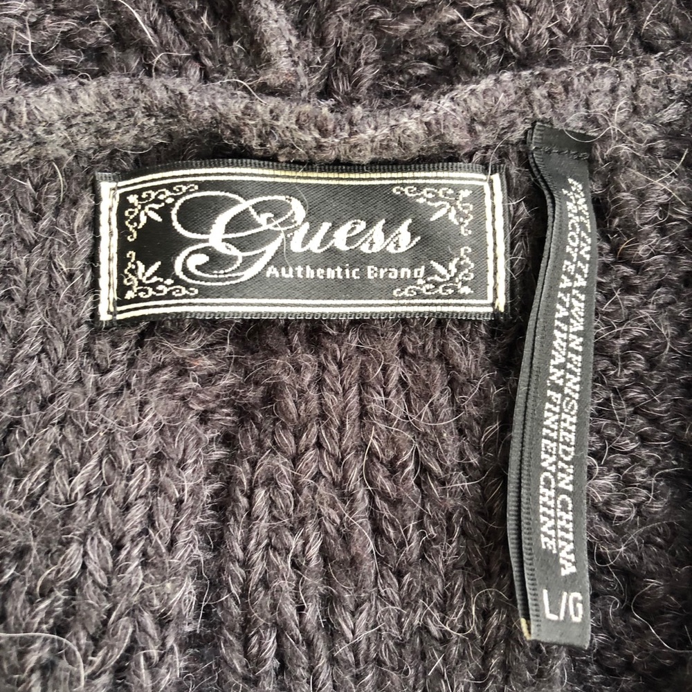 Guess sweater - Picture 4 of 4